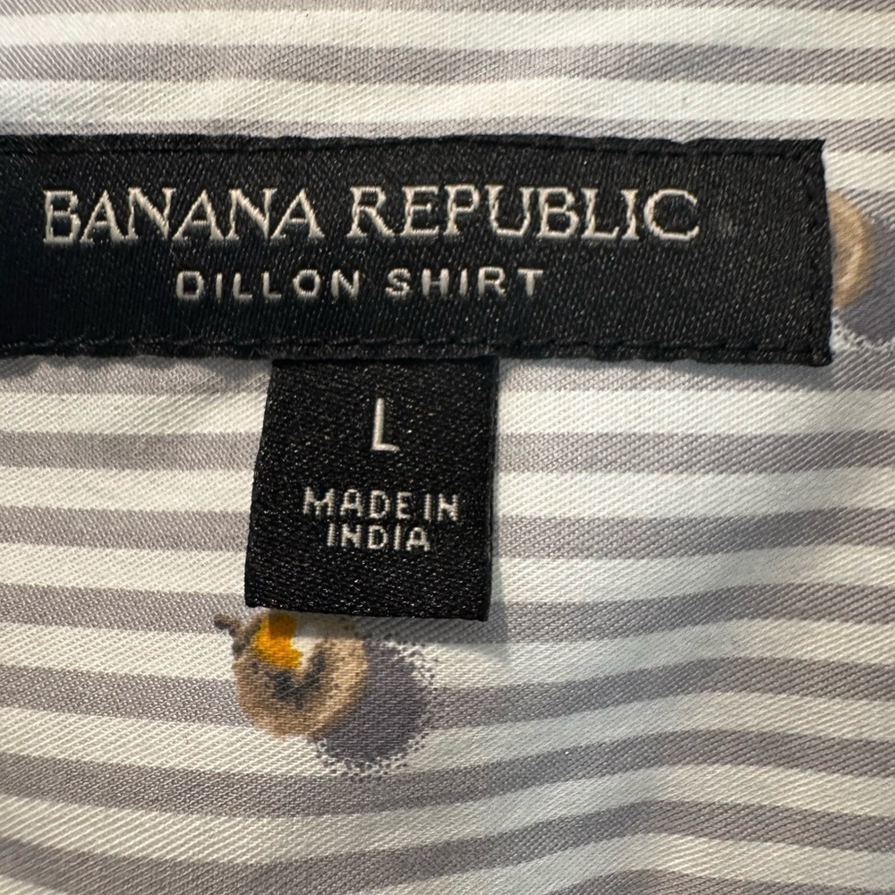 Banana Republic Women’s Dress Shirt Printed Pearls, Size L - Picture 3 of 6